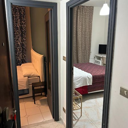 Happy Fly Now Bed and Breakfast Νάπολη Εξωτερικό φωτογραφία