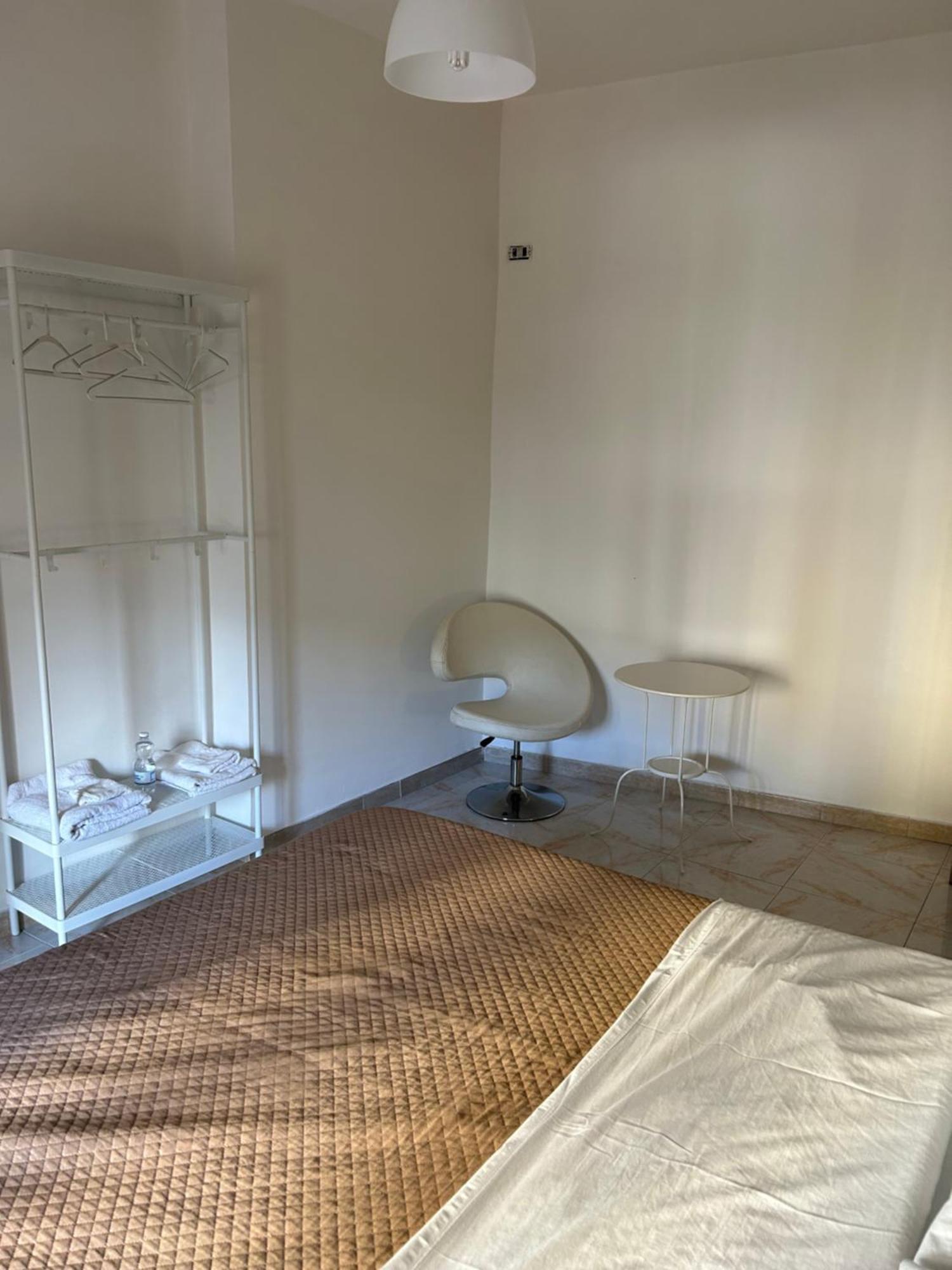 Happy Fly Now Bed and Breakfast Νάπολη Εξωτερικό φωτογραφία